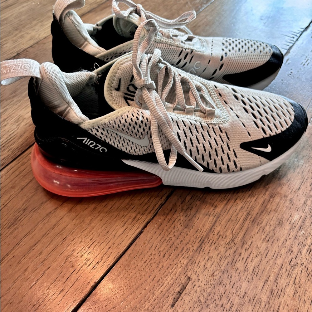 Nike Air Max 270 in the "Light Bone/Hot Punch" colorway